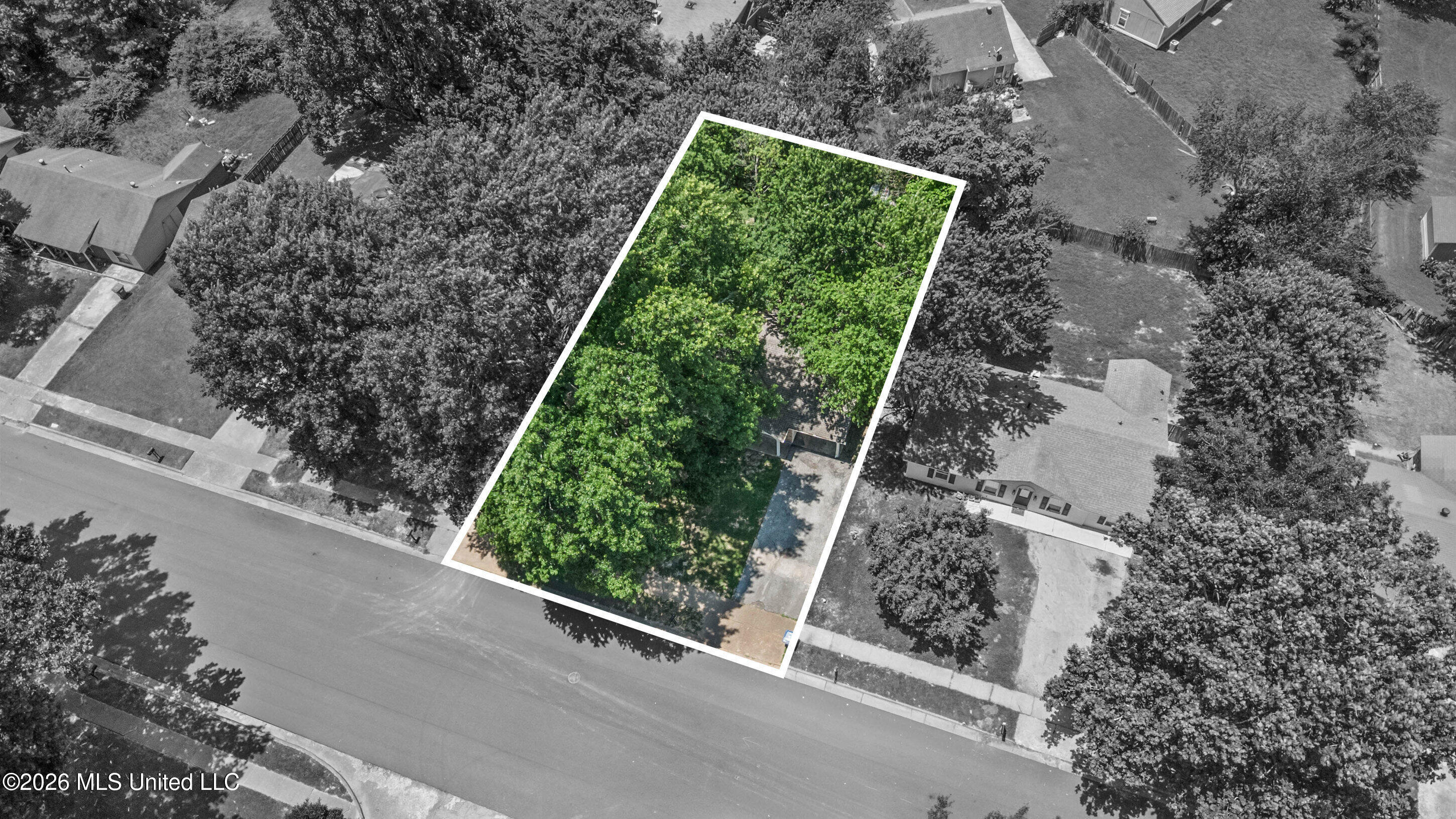 6685 Forestgate Road Horn Lake, MS 38637 - Photo 20 of 20 20_dji_0015_print lot lines