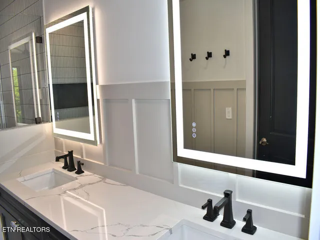 $644,000 | 208 Granite Drive, Sevierville, TN 37876