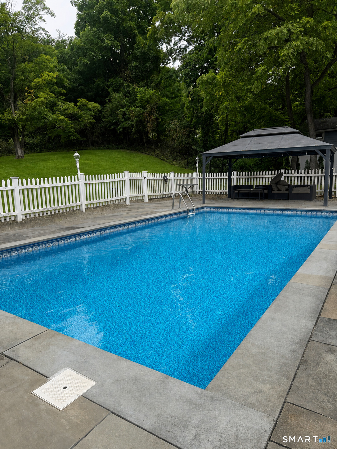 32 Chestnut Hill Road Newtown, CT 06482 - Photo 18 of 23 Gallery Image 18