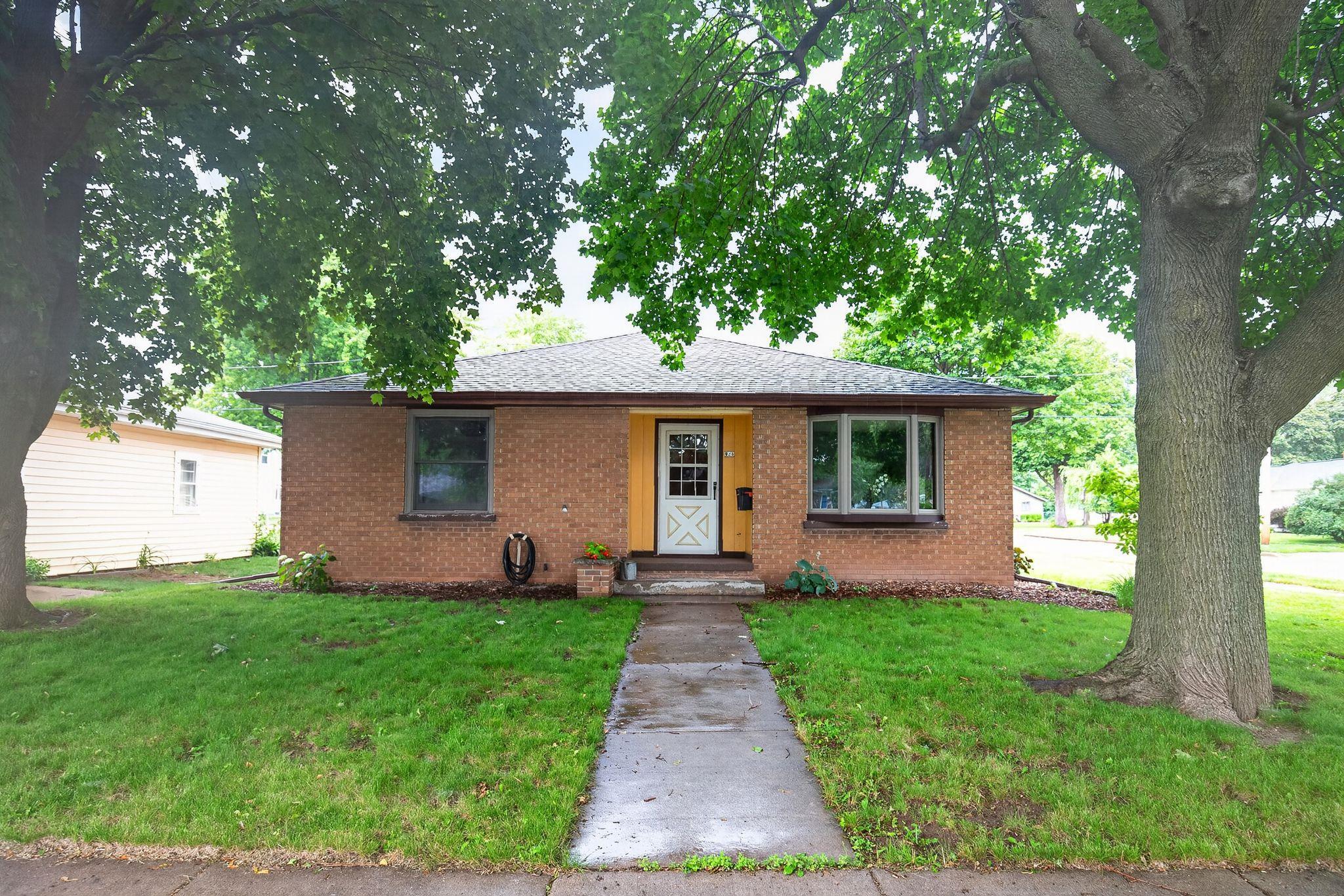 926 East Byrd Street Appleton, WI 54911 - Photo 26 of 34