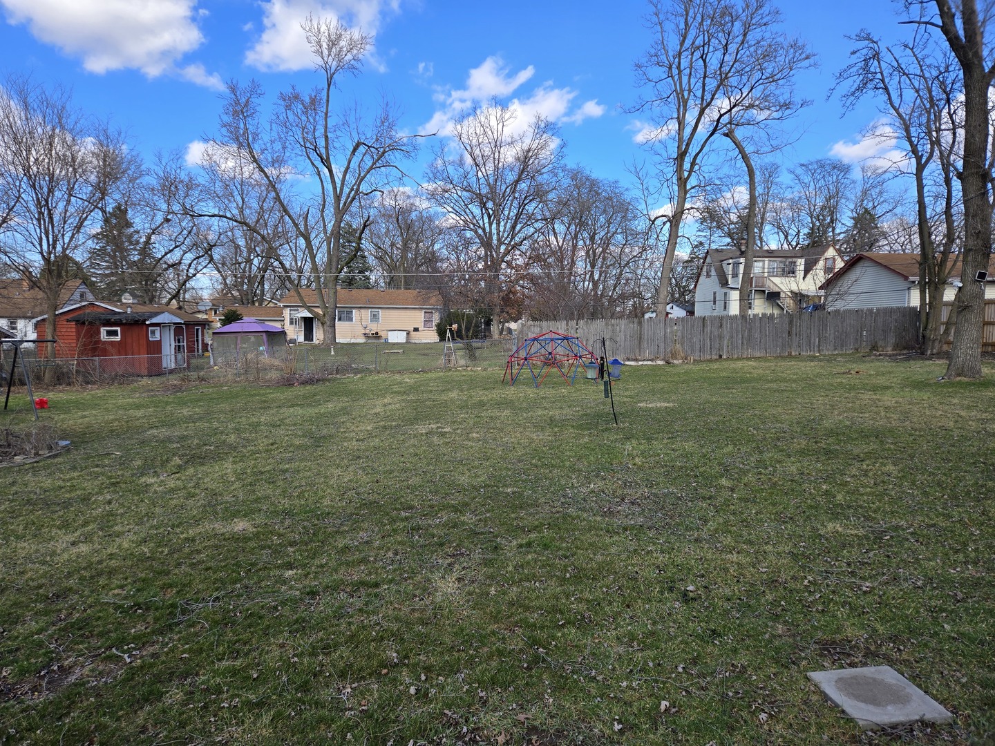 16517 Plainview Drive Markham, IL 60428 - Photo 28 of 30 a backyard of a house with lots of green space