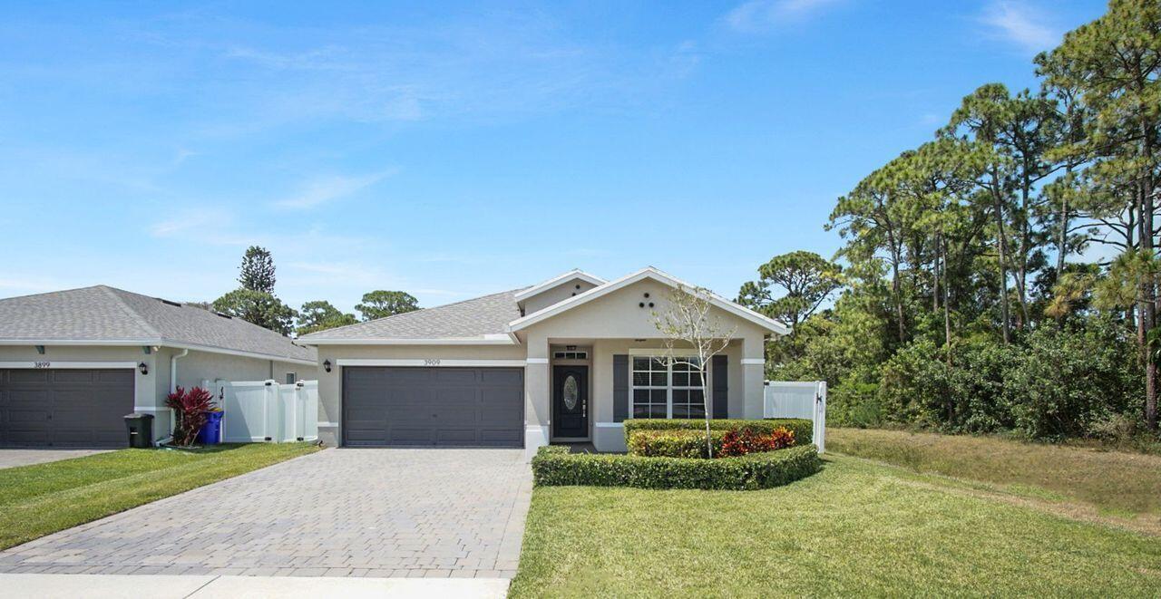 3909 Southeast Lee Street Stuart, FL 34997 - Photo 18 of 19 front3