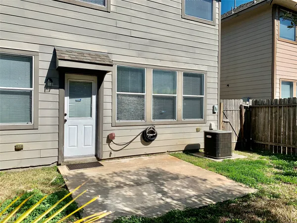 $1,900 | 12414 Jasmine Brook Lane, Houston, TX 77089