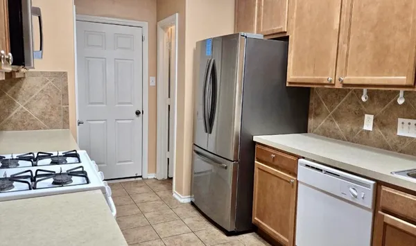 $1,900 | 12414 Jasmine Brook Lane, Houston, TX 77089