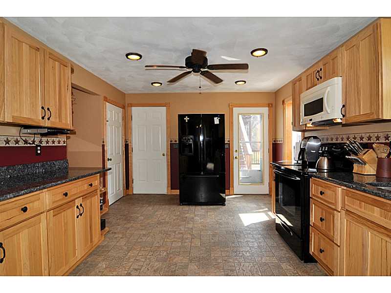 4 Old Hope Road Coventry, RI 02816 - Photo 8 of 25 Kitchen.