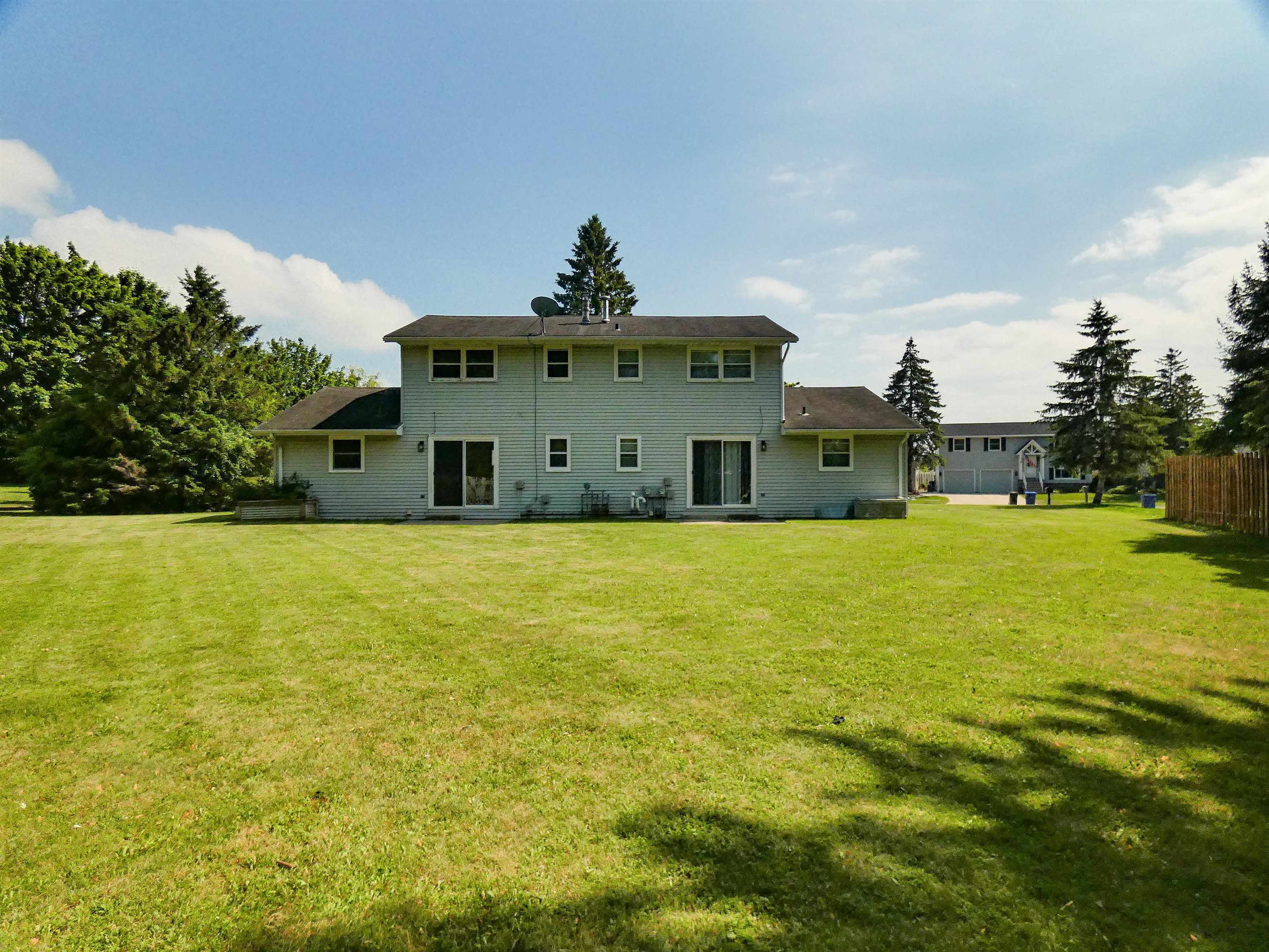 465 South Good Hope Road De Pere, WI 54115 - Photo 28 of 36