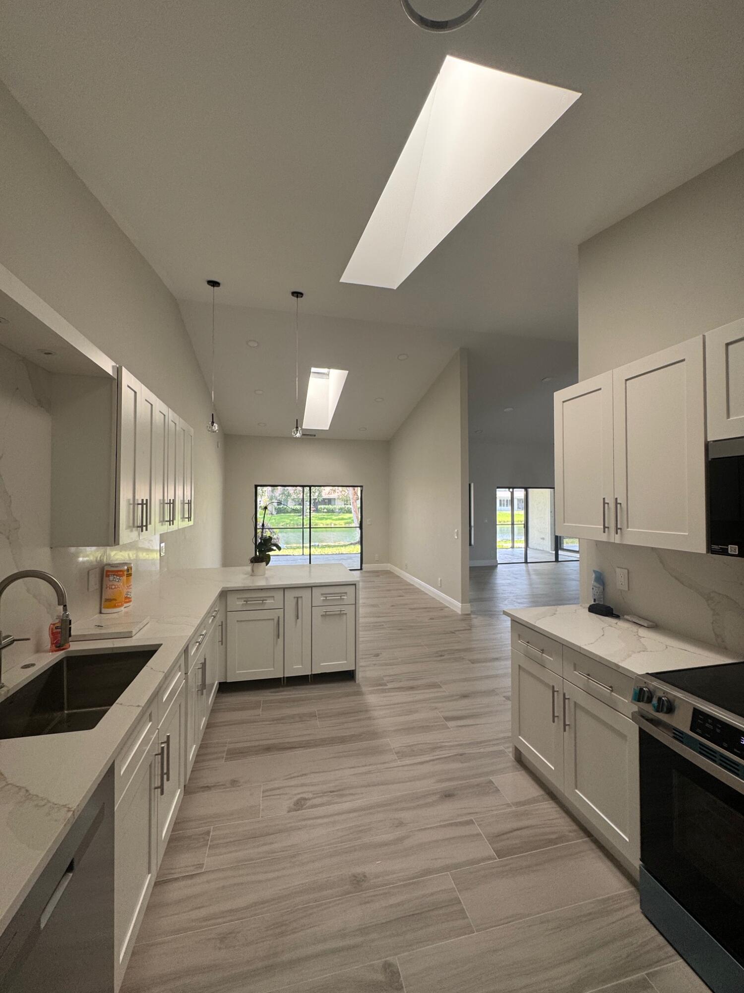 8711 Eagle Run Drive Boca Raton, FL 33434 - Photo 6 of 17 kitchn2