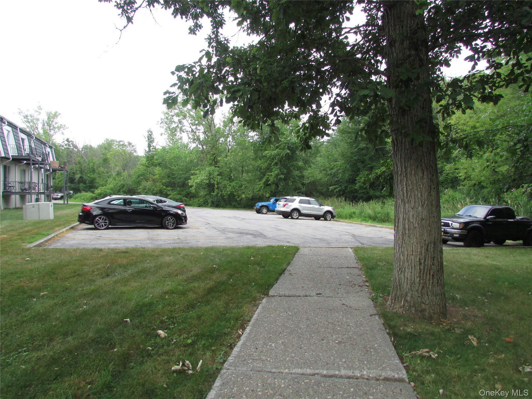 9 White Gate Road, Unit J Wappingers Falls, NY 12590 - Photo 12 of 17 View of parking