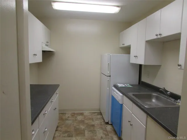 $175,000 | 9 White Gate Road, Unit J, Wappingers Falls, NY 12590