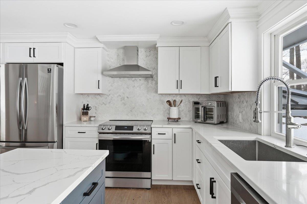 5 Johnson Street Windham, NH 03087 - Photo 10 of 49