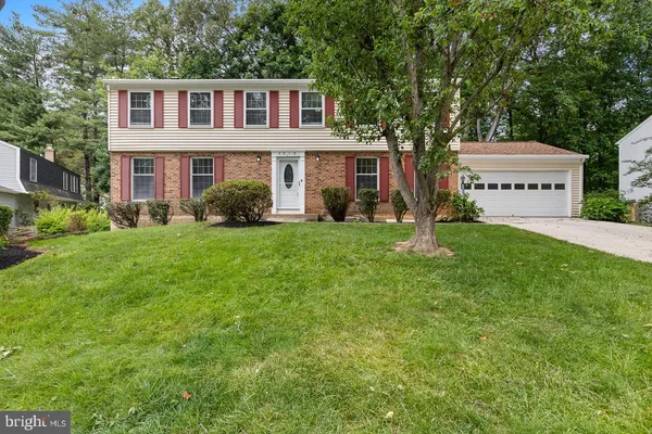 $899,990 | 5918 Oak Ridge Court, Burke, VA 22015