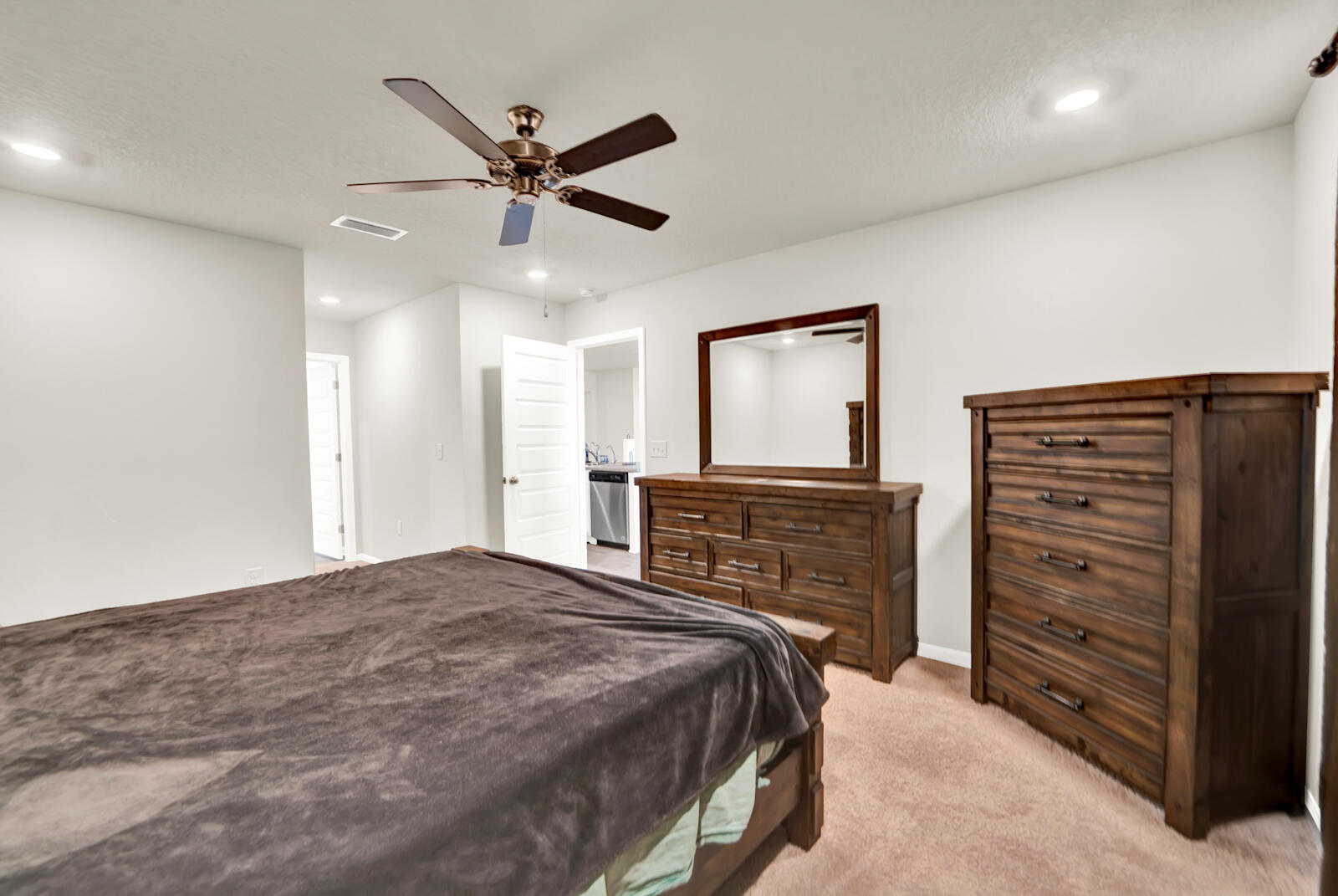 315 This Way Freeport, FL 32439 - Photo 33 of 41 Master Bedroom