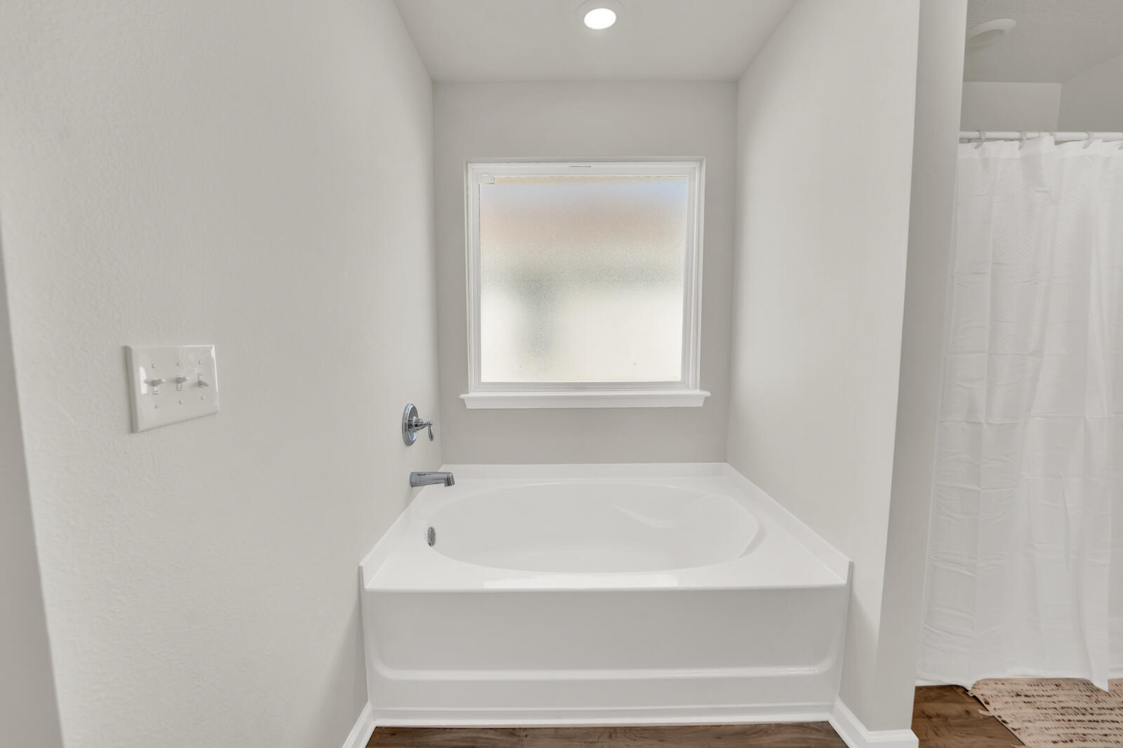 315 This Way Freeport, FL 32439 - Photo 39 of 41 Master Bathroom