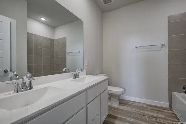 $284,990 | 5630 Franklin Hills, Von Ormy, TX 78073