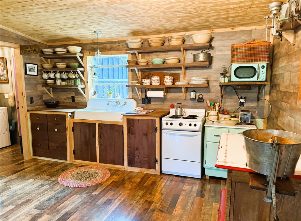 739 Mapledale Road Cassville, NY 13318 - Photo 10 of 48