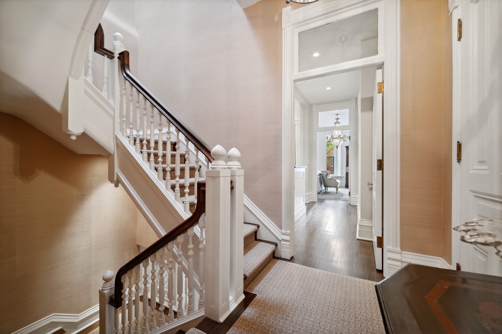 39 East Elm Street Chicago, IL 60611 - Photo 20 of 49 a view of a livingroom from a hallway