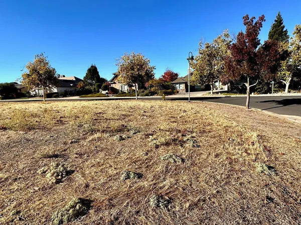 a view of outdoor space