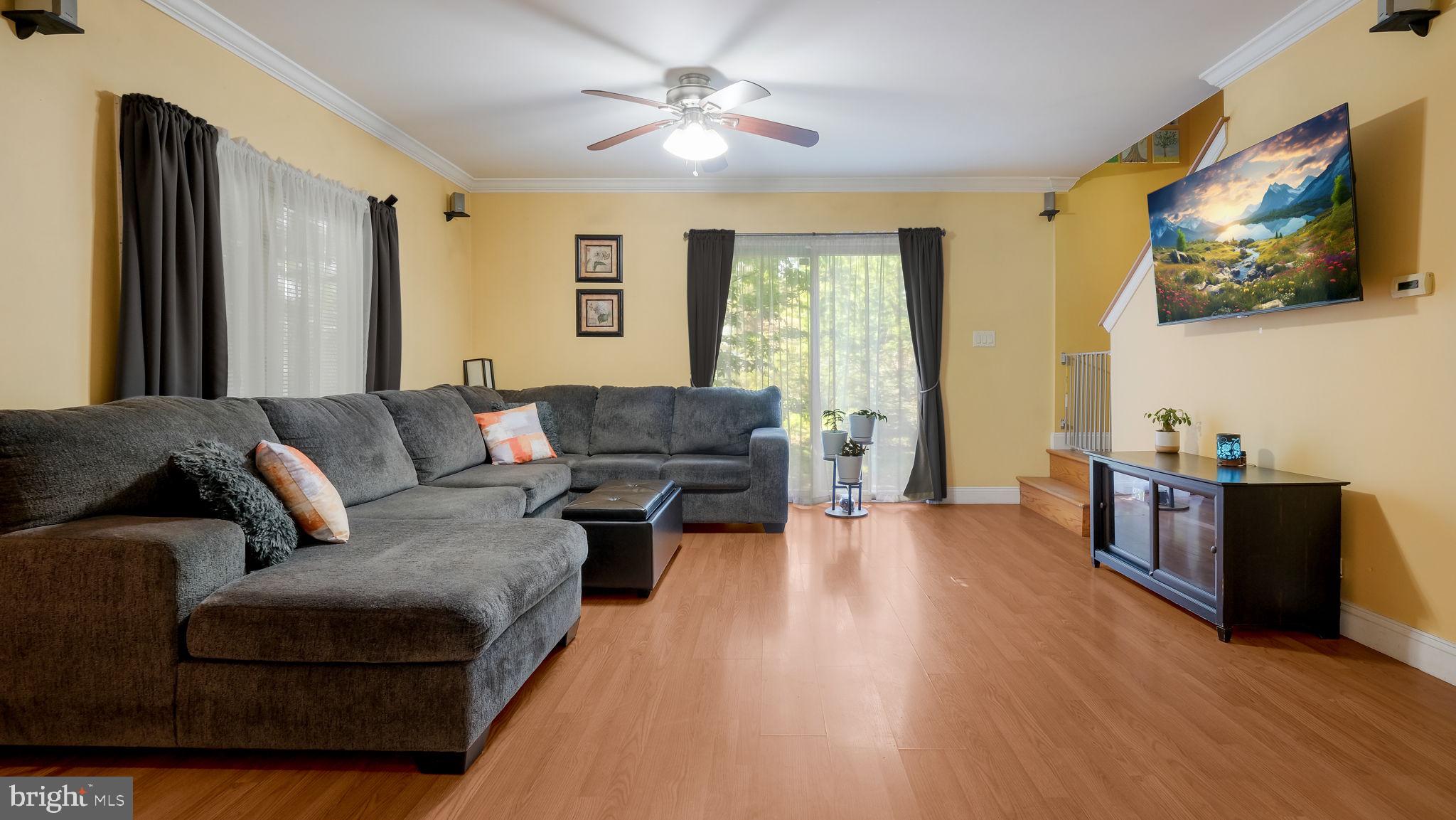 500 Prospect Road Warminster, PA 18974 - Photo 5 of 28 a living room with furniture and a flat screen tv