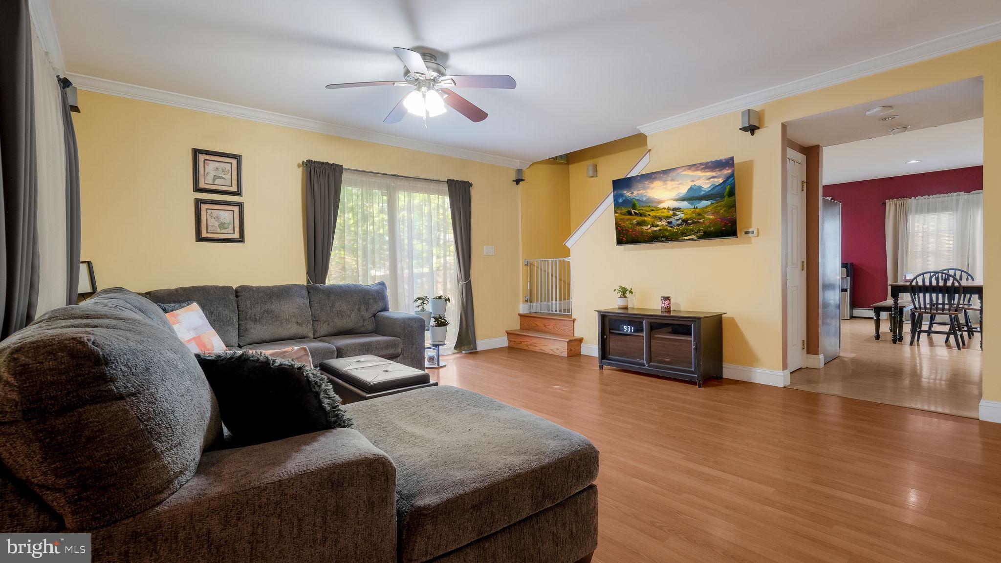 500 Prospect Road Warminster, PA 18974 - Photo 6 of 28 a living room with furniture and a flat screen tv