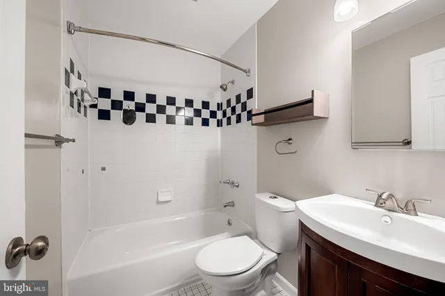 $2,300 | 23 Clearlake Court, Baltimore, MD 21234