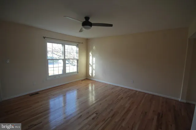 $2,300 | 23 Clearlake Court, Baltimore, MD 21234