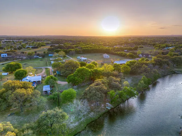 $799,900 | 1317 River Road, Blanco, TX 78606