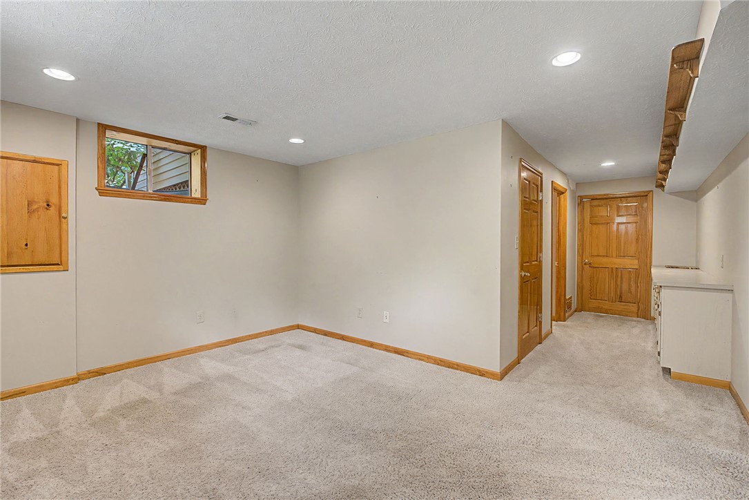 9915 Sheehan Road Centerville, OH 45458 - Photo 32 of 59 Gallery Image 32