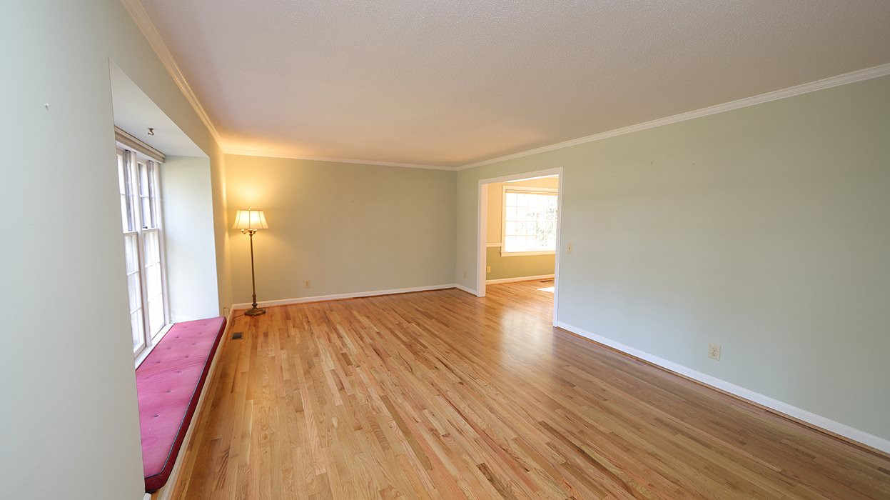 2905 Old Orchard Road Raleigh, NC 27607 - Photo 2 of 27 Photo 2
