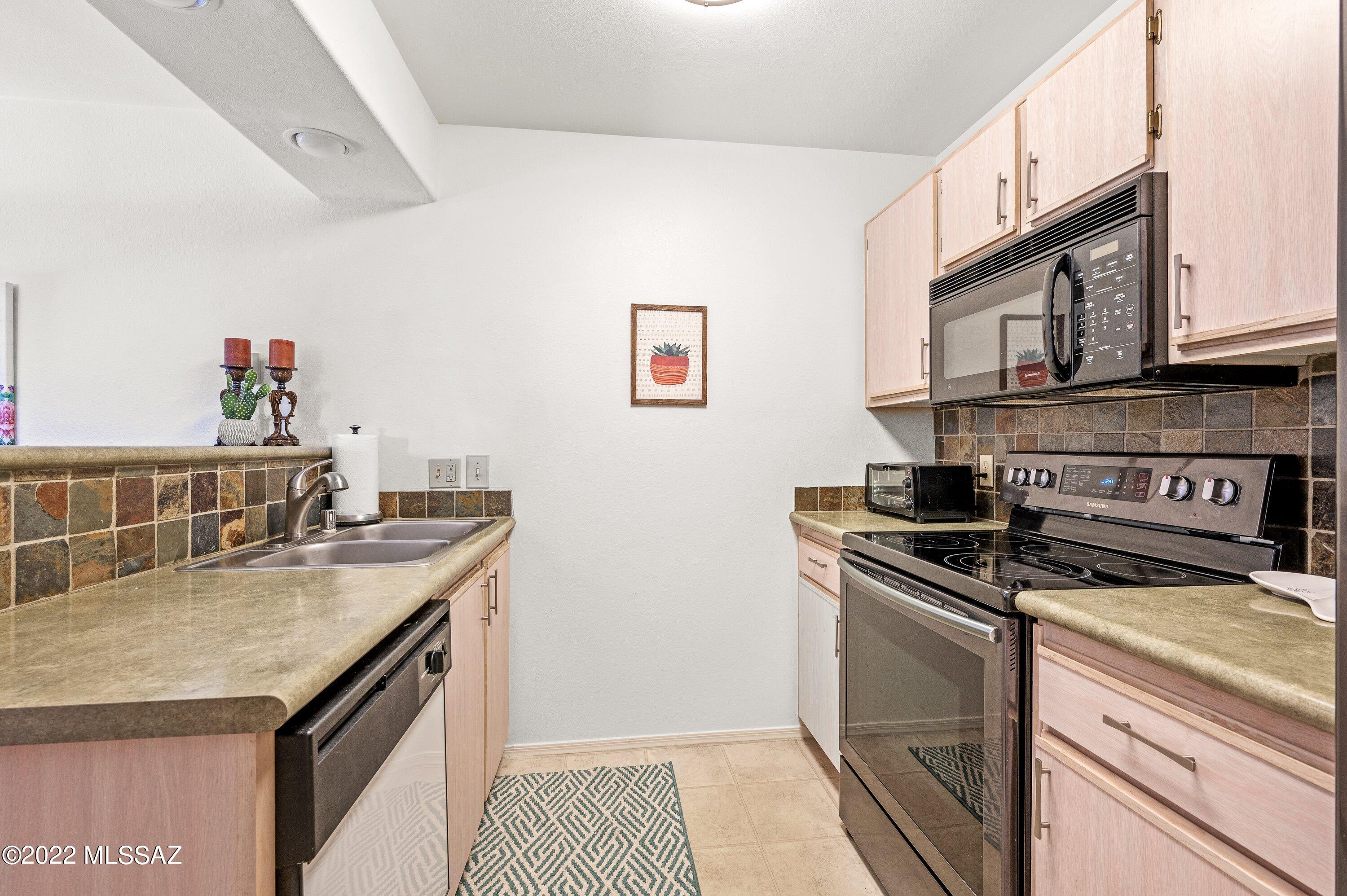 5751 North Kolb Road, Unit 33103 Tucson, AZ 85750 - Photo 8 of 28 Gallery Image 8