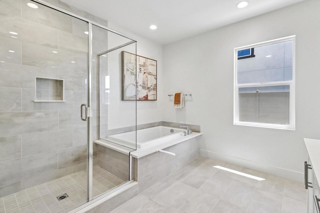 3521 Butler Place Escondido, CA 92027 - Photo 22 of 50 a bathroom with a tub and shower