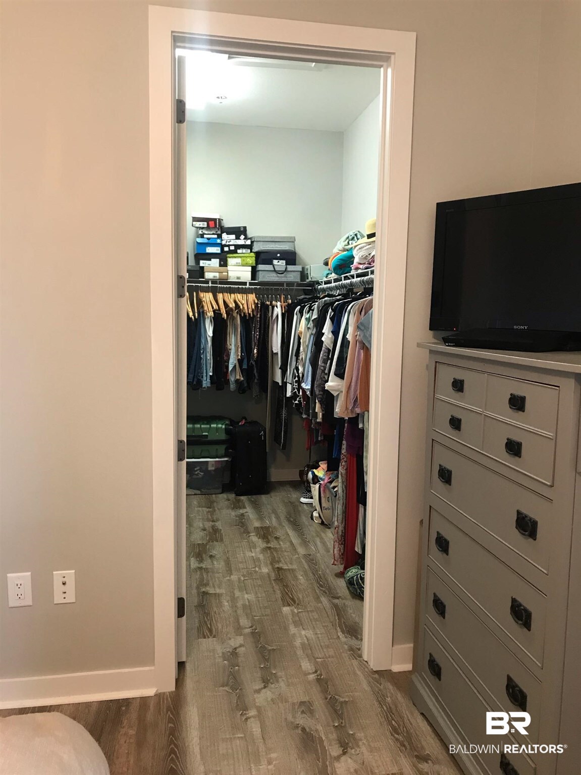 1430 Regency Road, Unit I402 Gulf Shores, AL 36542 - Photo 32 of 44 Walk In Master Closet
