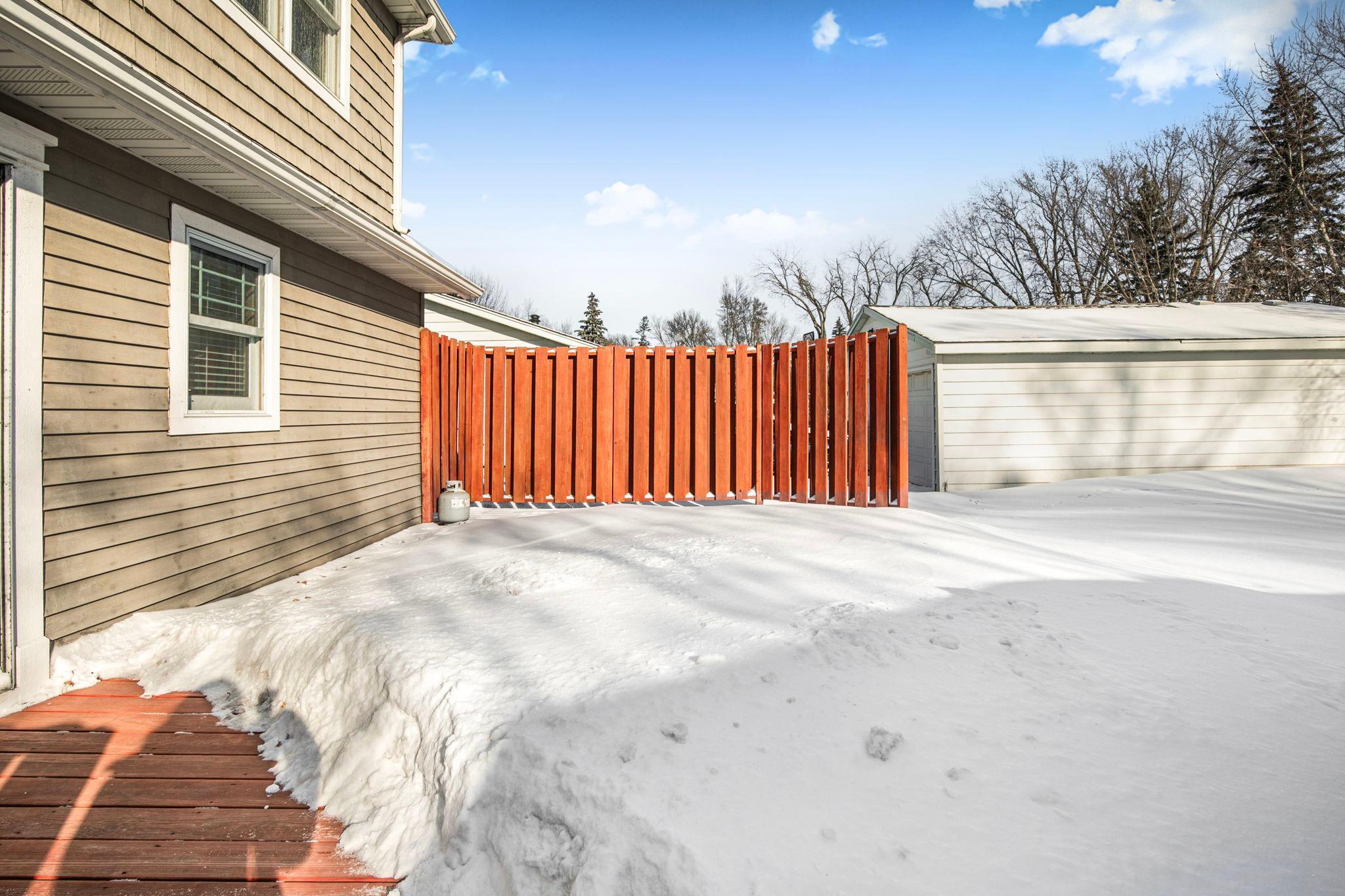 901 17th Street Southwest Willmar, MN 56201 - Photo 5 of 34