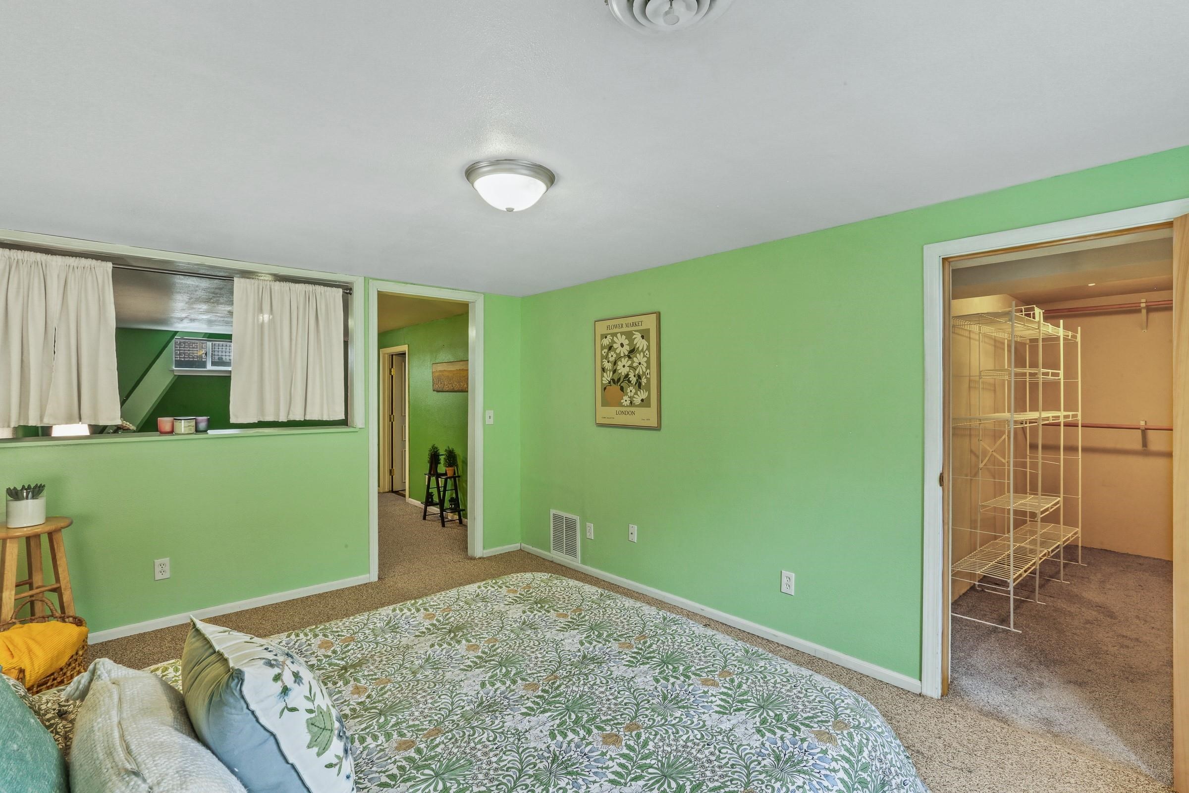 5725 North E Street Spokane, WA 99205 - Photo 15 of 22