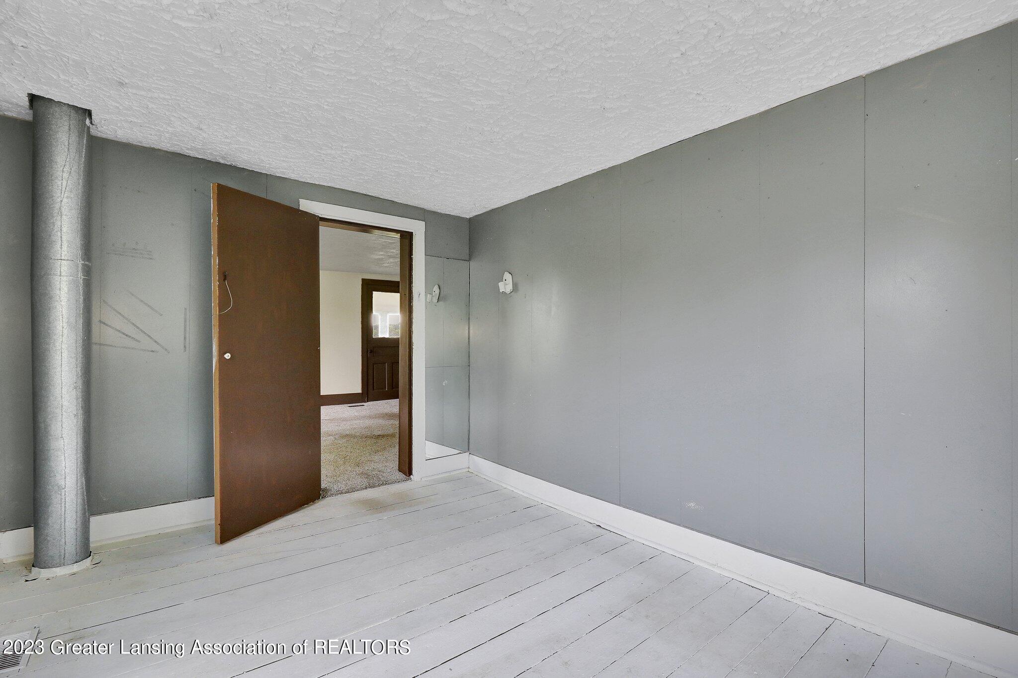 4971 Bond Road Onondaga, MI 49264 - Photo 16 of 44 6-web-or-mls-Open Ended Media-5