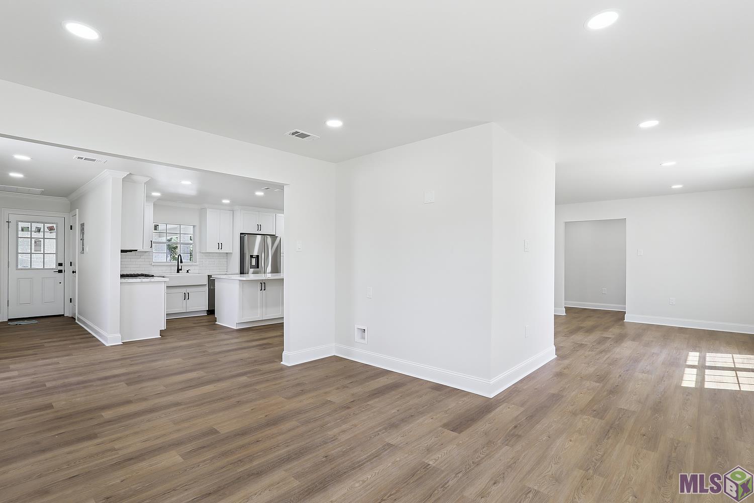 10555 Barbara Street Baton Rouge, LA 70815 - Photo 4 of 23