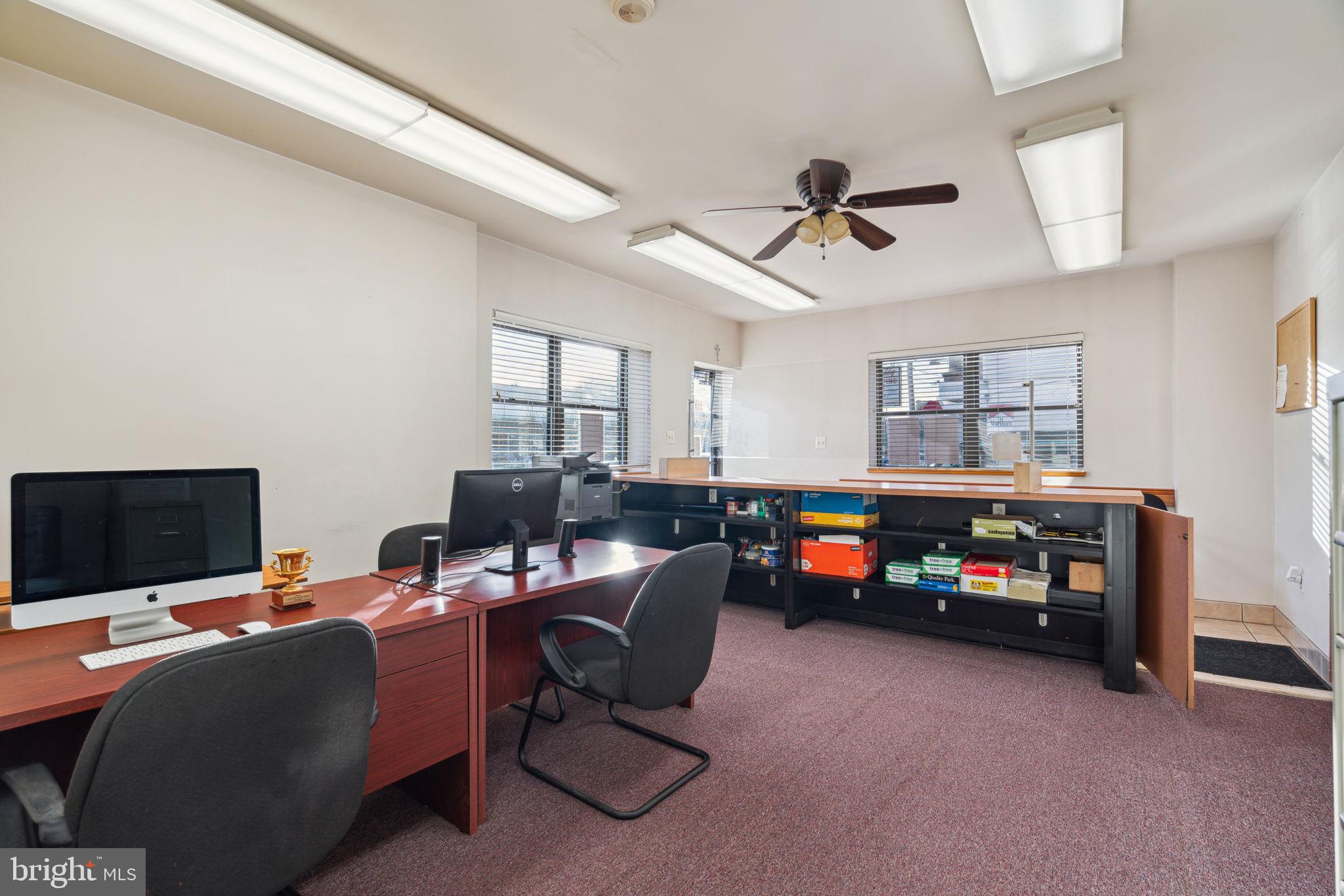 2655 South Warnock Street Philadelphia, PA 19148 - Photo 2 of 16
