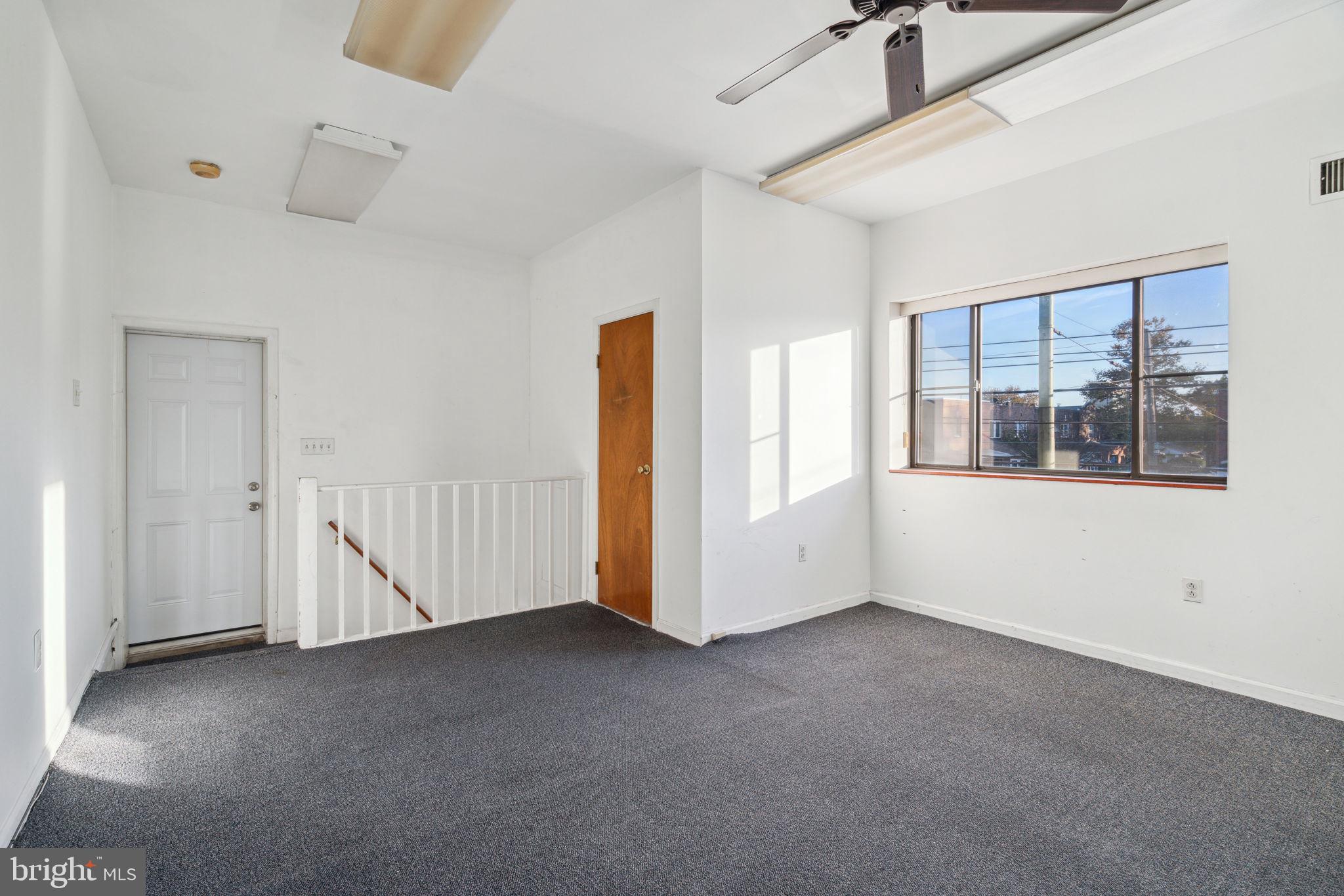 2655 South Warnock Street Philadelphia, PA 19148 - Photo 8 of 16