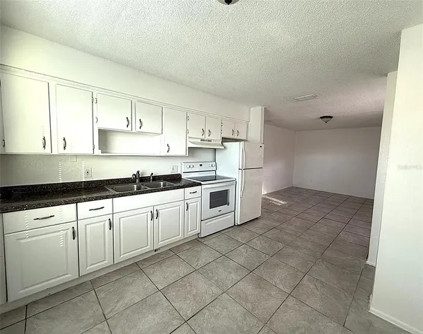 $1,295 | 720 Michigan Court, Unit 4, St. Cloud, FL 34769