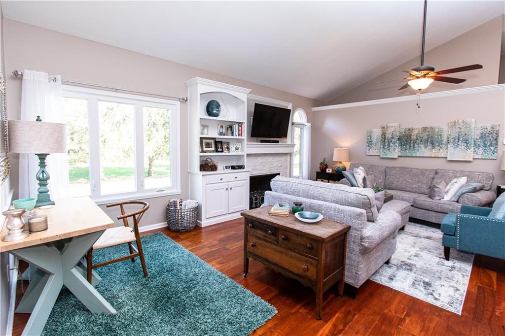 4221 Moss Ridge Lane Indianapolis, IN 46237 - Photo 13 of 45 Gallery Image 13
