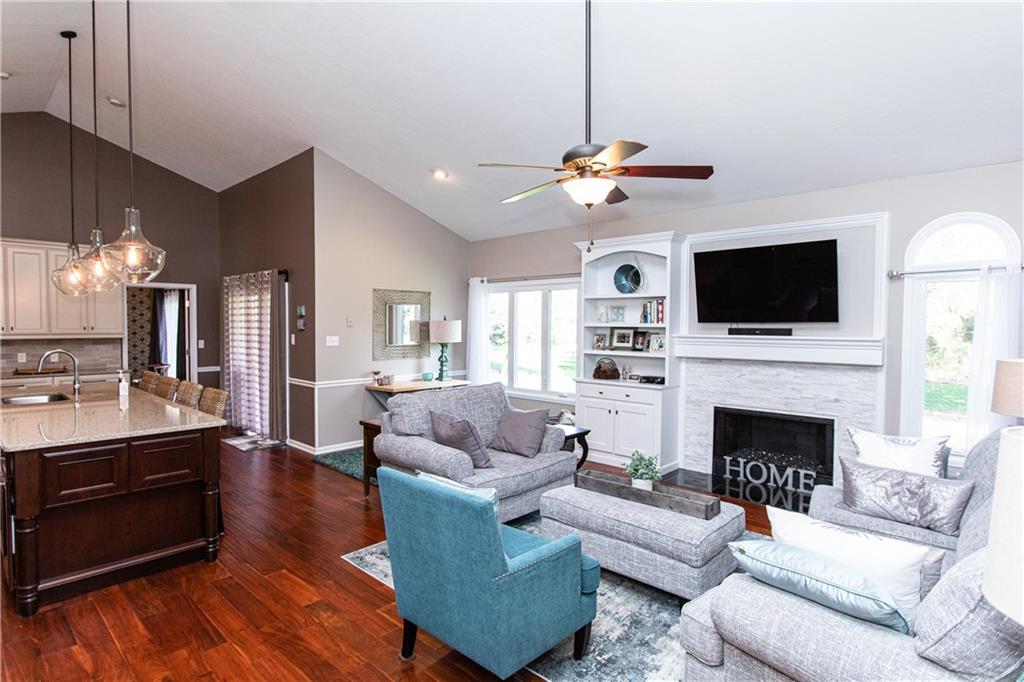 4221 Moss Ridge Lane Indianapolis, IN 46237 - Photo 15 of 45 Gallery Image 15