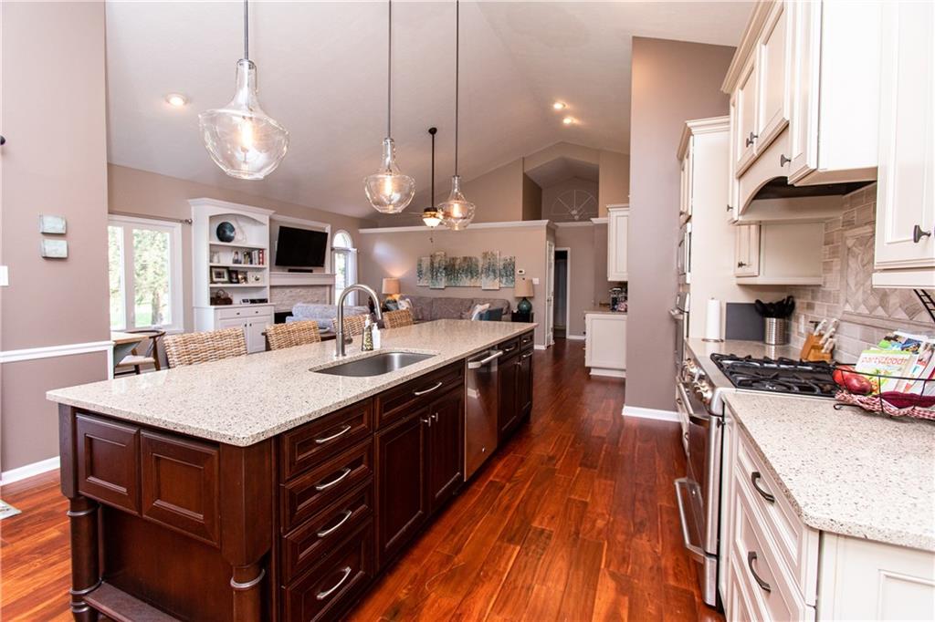 4221 Moss Ridge Lane Indianapolis, IN 46237 - Photo 24 of 45 Gallery Image 24