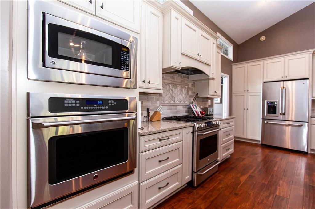 4221 Moss Ridge Lane Indianapolis, IN 46237 - Photo 28 of 45 Gallery Image 28