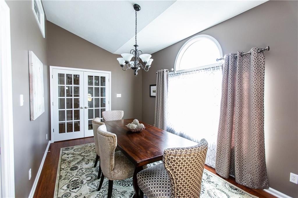 4221 Moss Ridge Lane Indianapolis, IN 46237 - Photo 29 of 45 Gallery Image 29