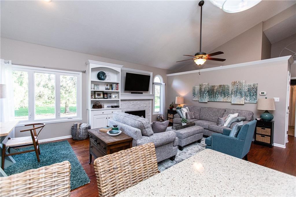 4221 Moss Ridge Lane Indianapolis, IN 46237 - Photo 7 of 45 Gallery Image 7