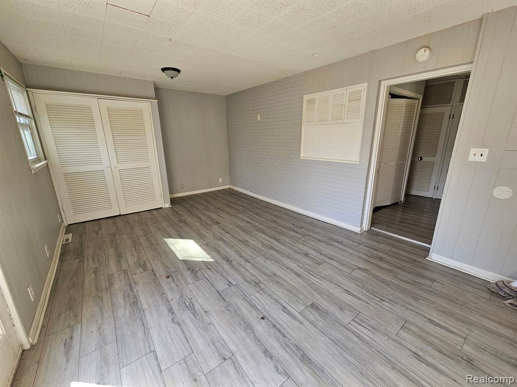 22858 Rausch Avenue Eastpointe, MI 48021 - Photo 27 of 36