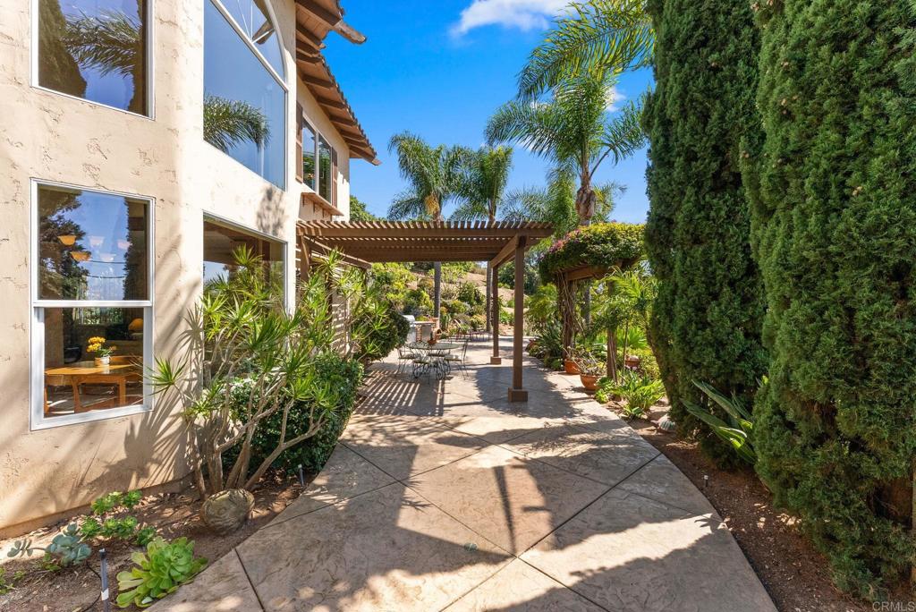 1829 Elevado Road Vista, CA 92084 - Photo 46 of 62