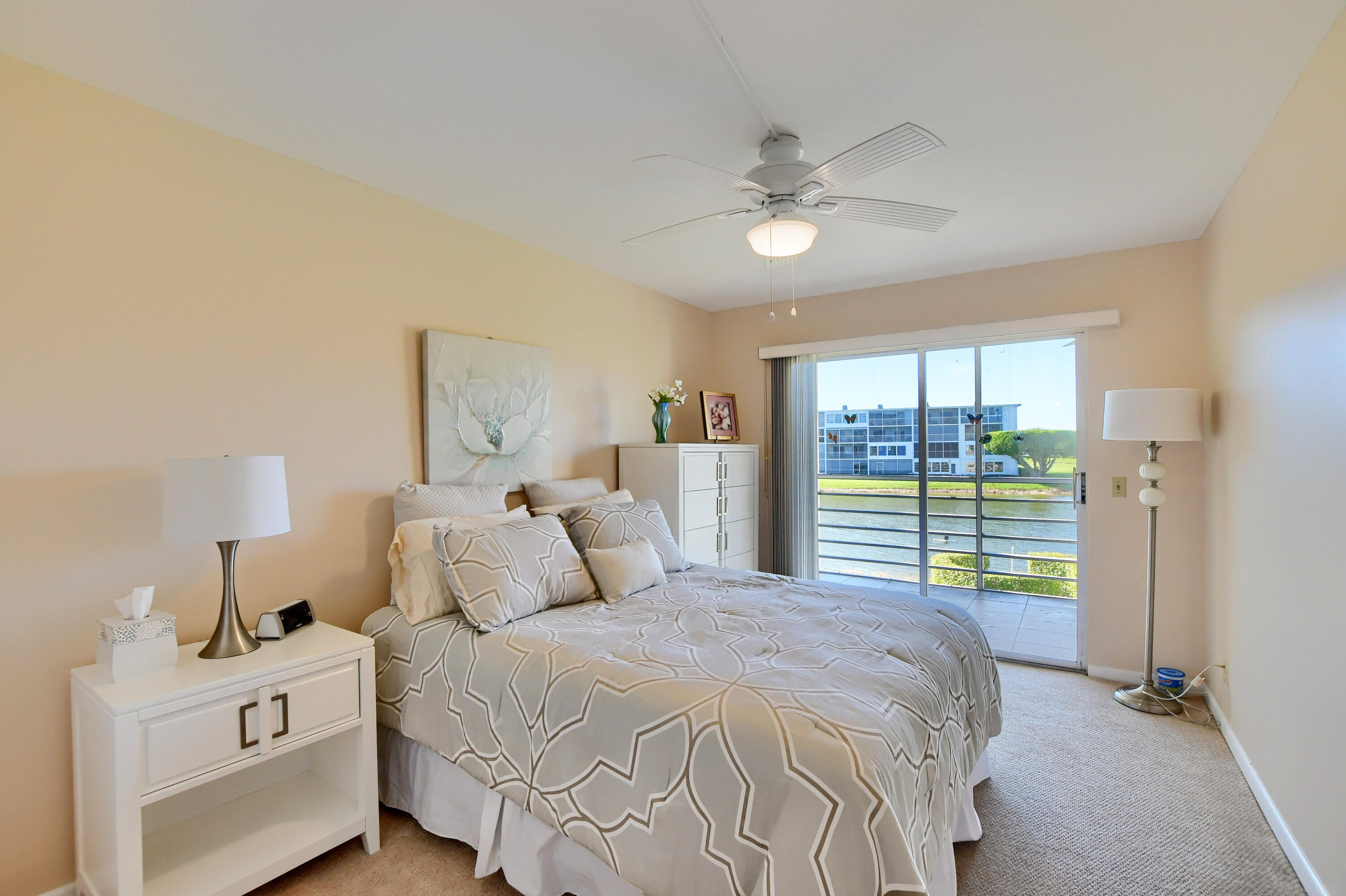 2033 Newcastle B Boca Raton, FL 33434 - Photo 11 of 20 EBF_1185-HDR(5)
