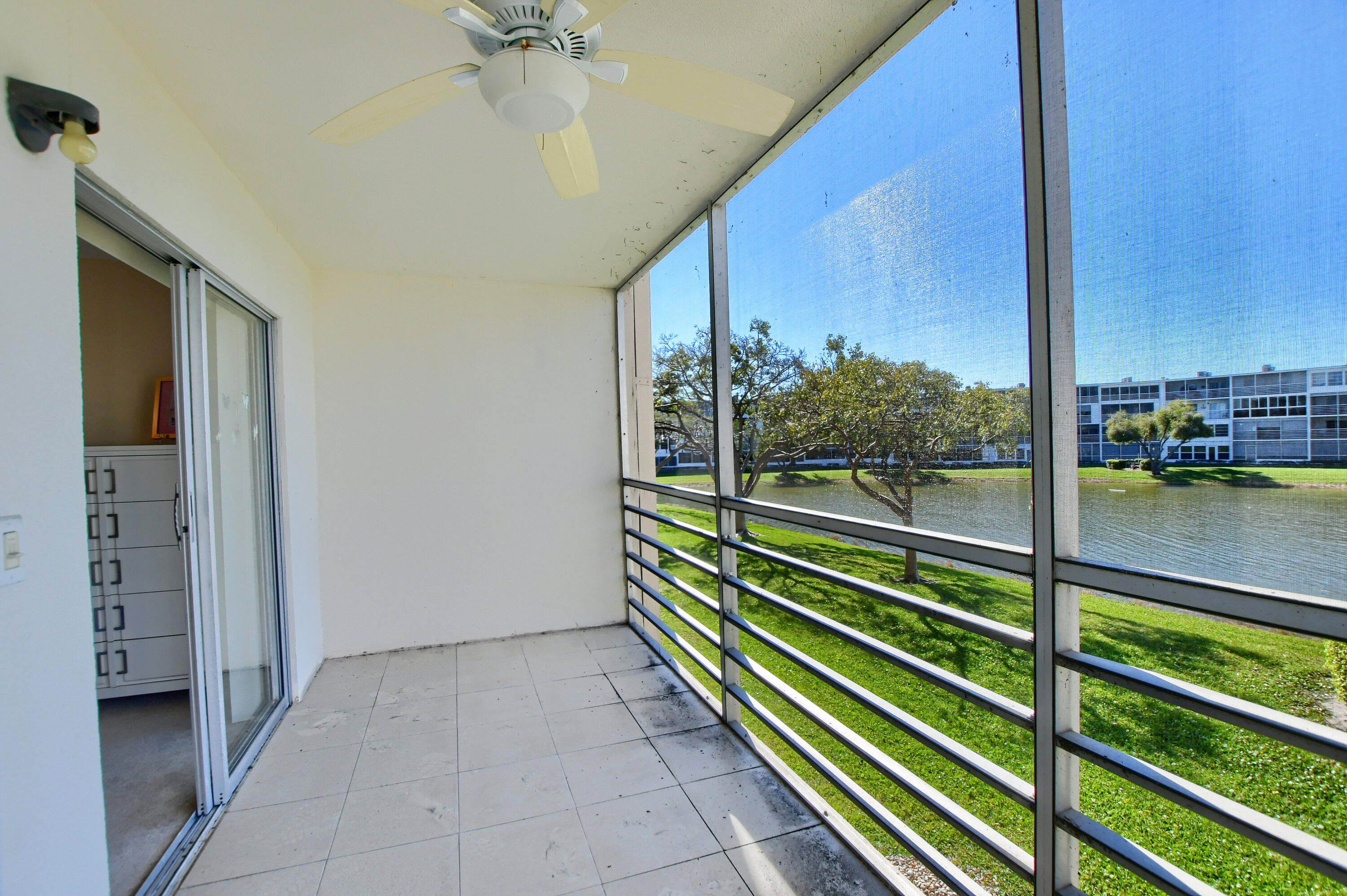 2033 Newcastle B Boca Raton, FL 33434 - Photo 16 of 20 EBF_1210-HDR(5)