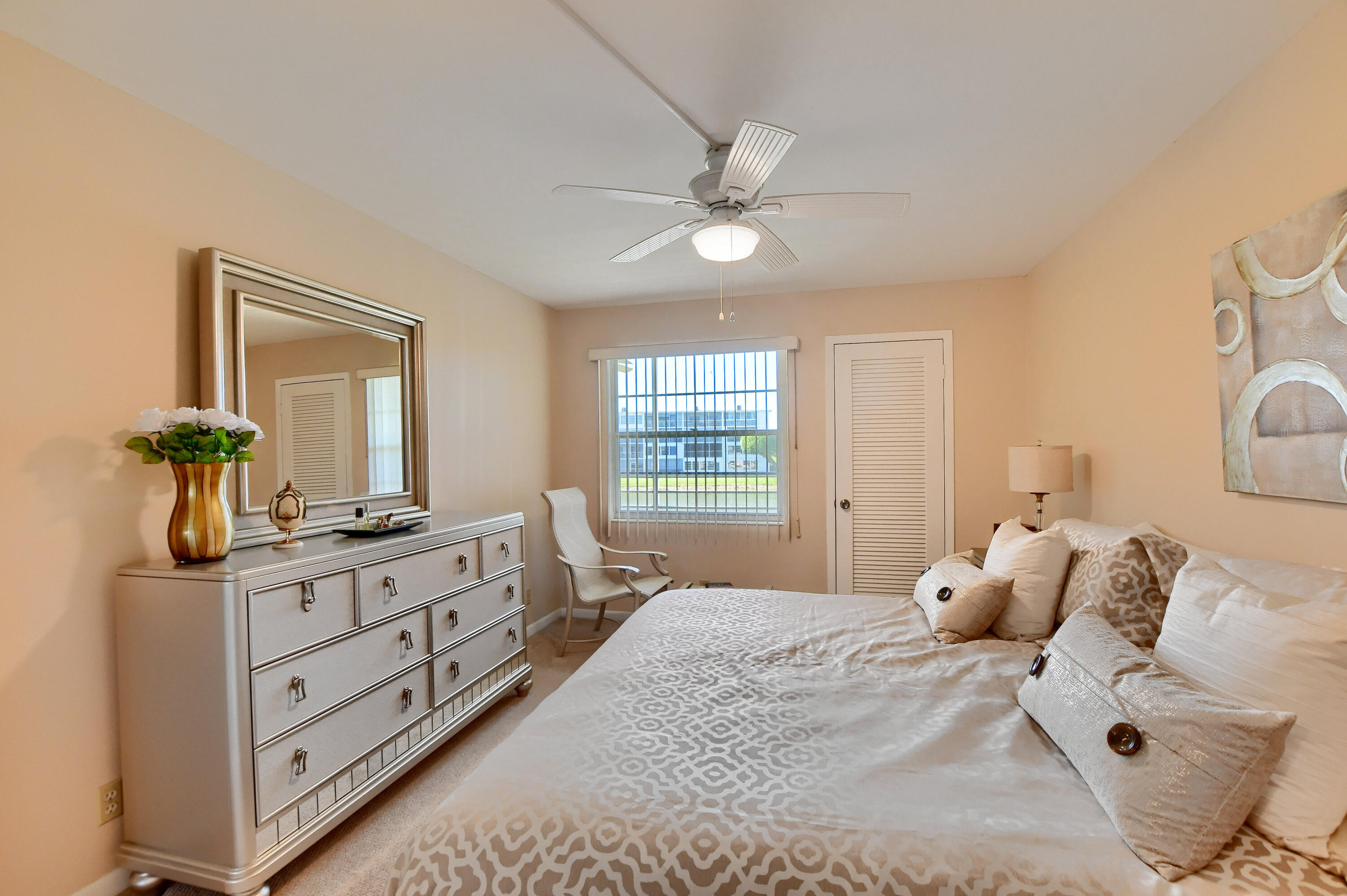 2033 Newcastle B Boca Raton, FL 33434 - Photo 7 of 20 EBF_1165-HDR(5)