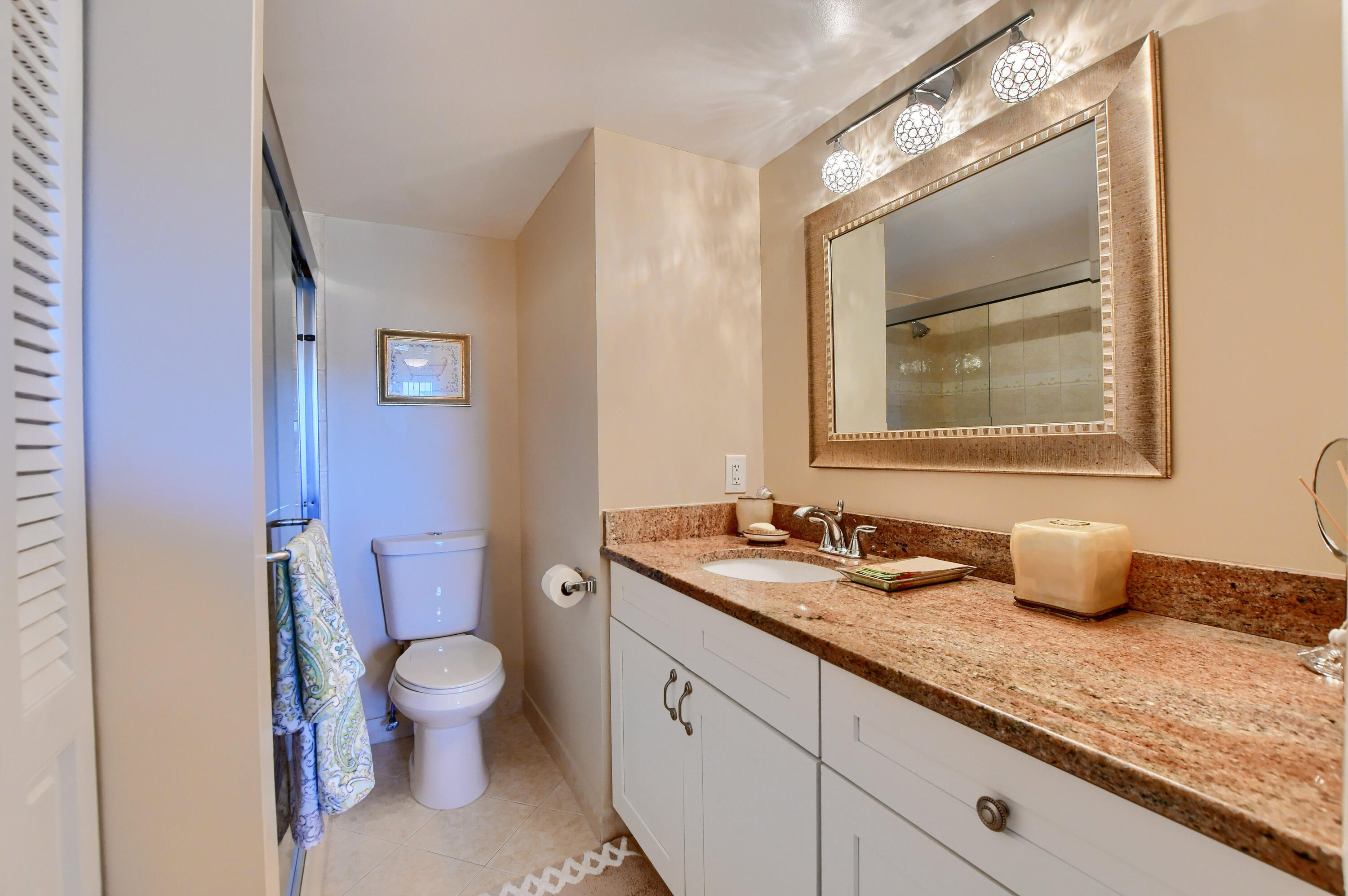 2033 Newcastle B Boca Raton, FL 33434 - Photo 8 of 20 EBF_1170-HDR(5)